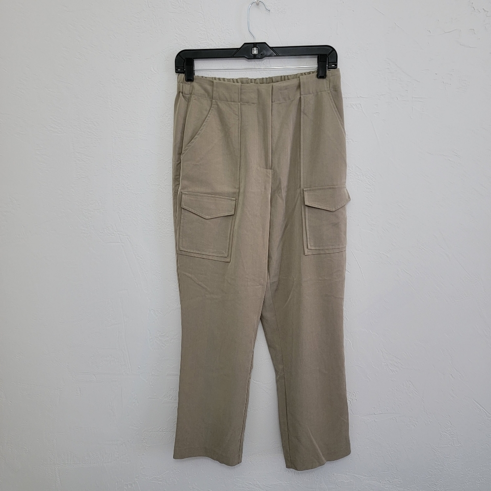 LAST CHANCE NWT Skies Are Blue Lightweight Cargo Tailored Pants Size Small